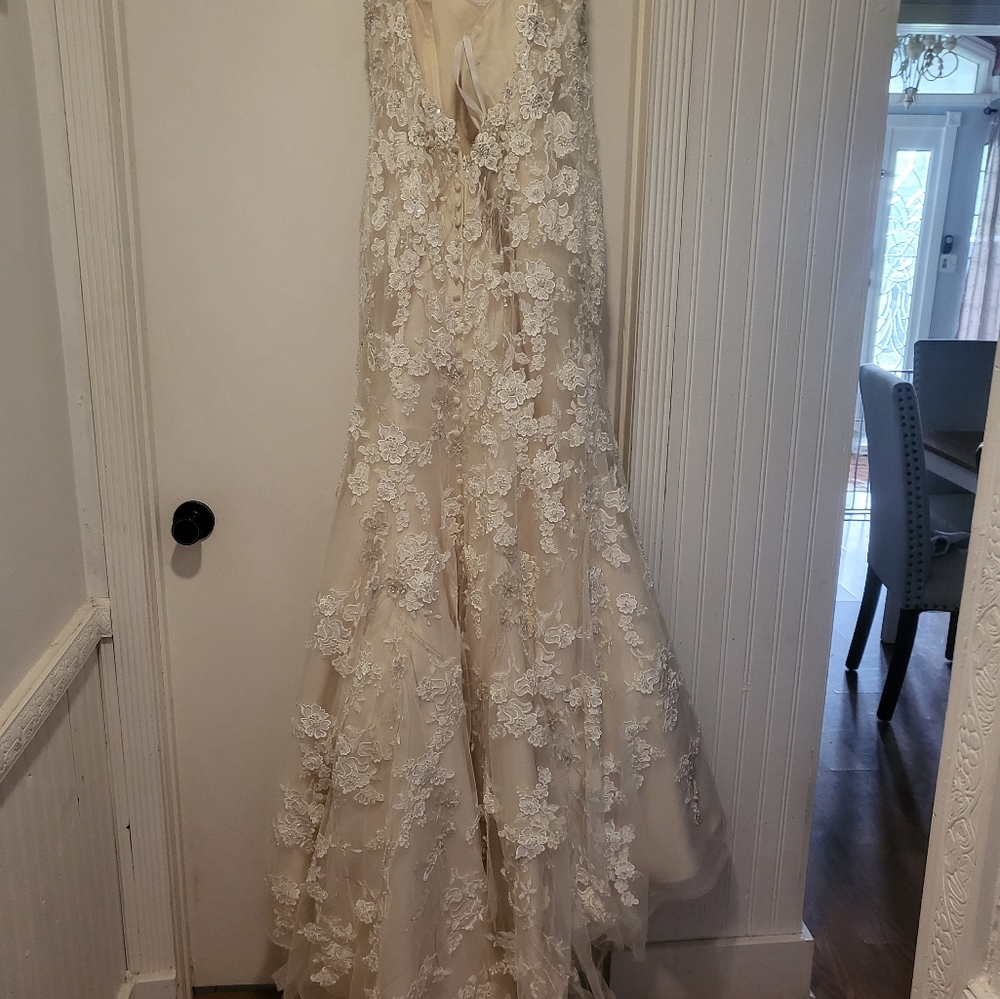 Size 12 Allure Bridals Style 9220 Color G/I/S